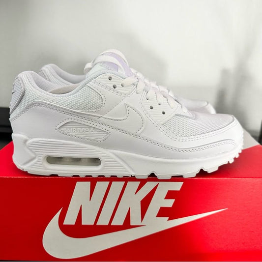 NIKE AIR MAX