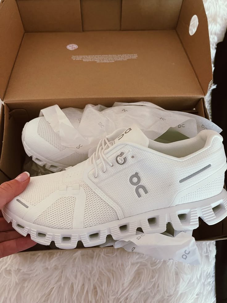 QC SHOE